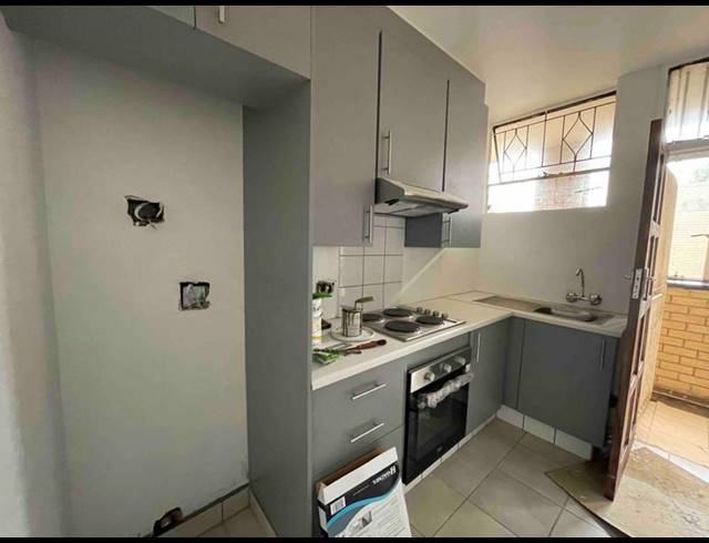 1 BEDROOM PROPERTY TO RENT IN YEOVILLE